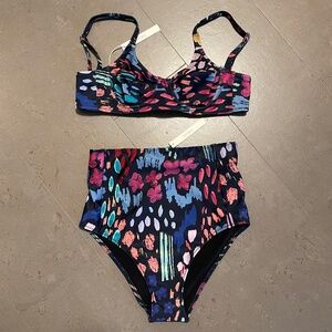 NWT Araks Midnight Floral Yelena Bikini Top and Yumi Hipster Size S